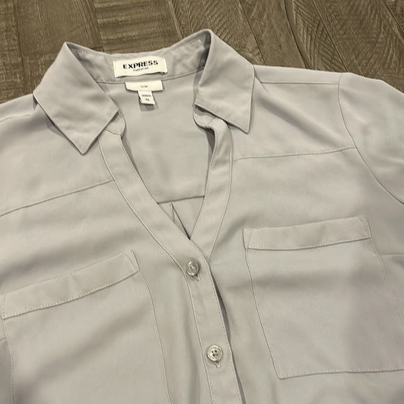 Express Portofino Slim fit button up top - Picture 3 of 4